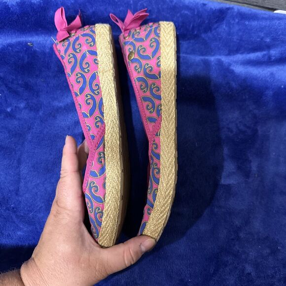 UGG Womens Slip On Flat Pink Blue Swirls Shoes US Size 8 - Picture 10 of 13